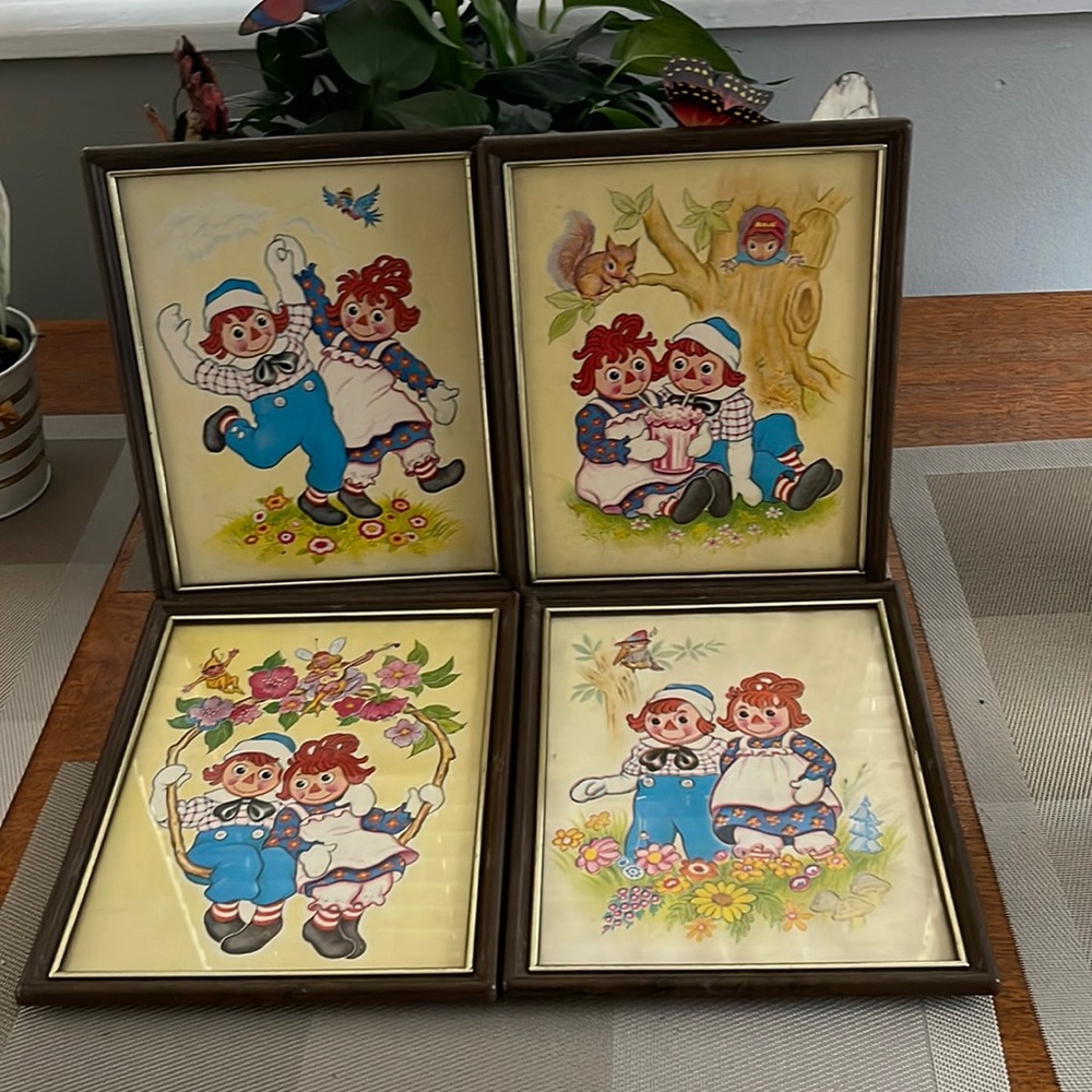 Vintage Raggedy Ann and Andy Wall Art Set